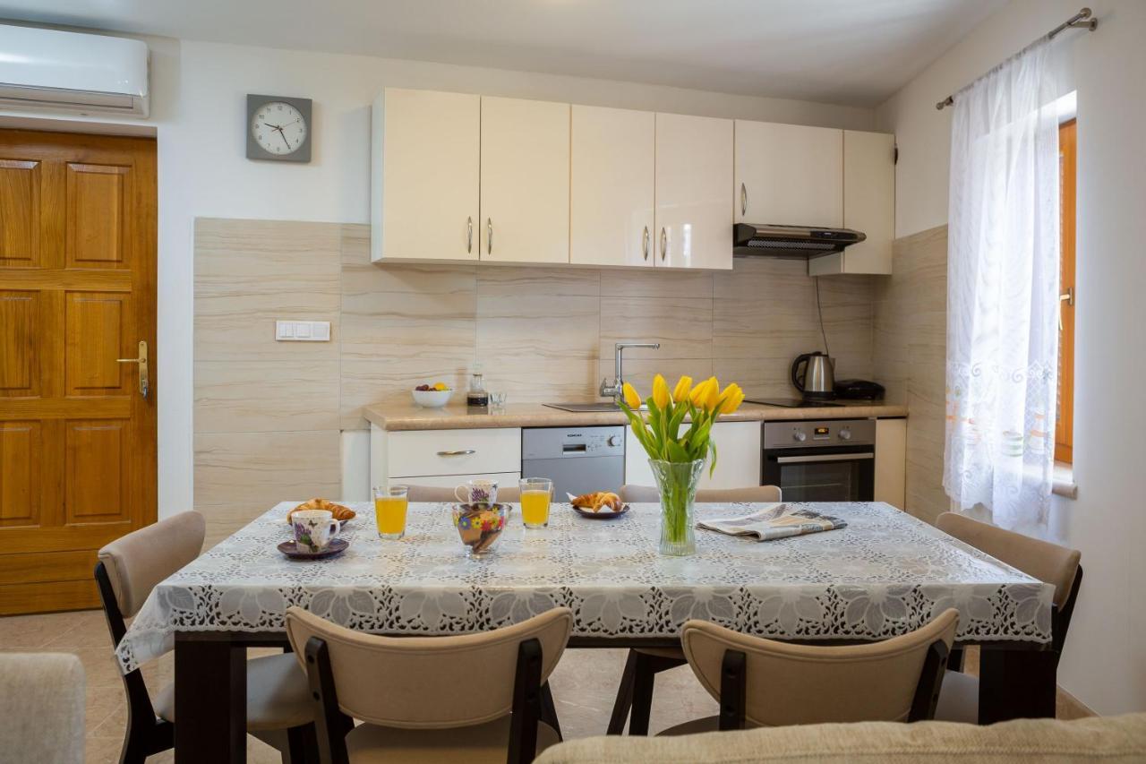 Luxury Stone Villa Nevija 2022 Private Villa 밀나 외부 사진