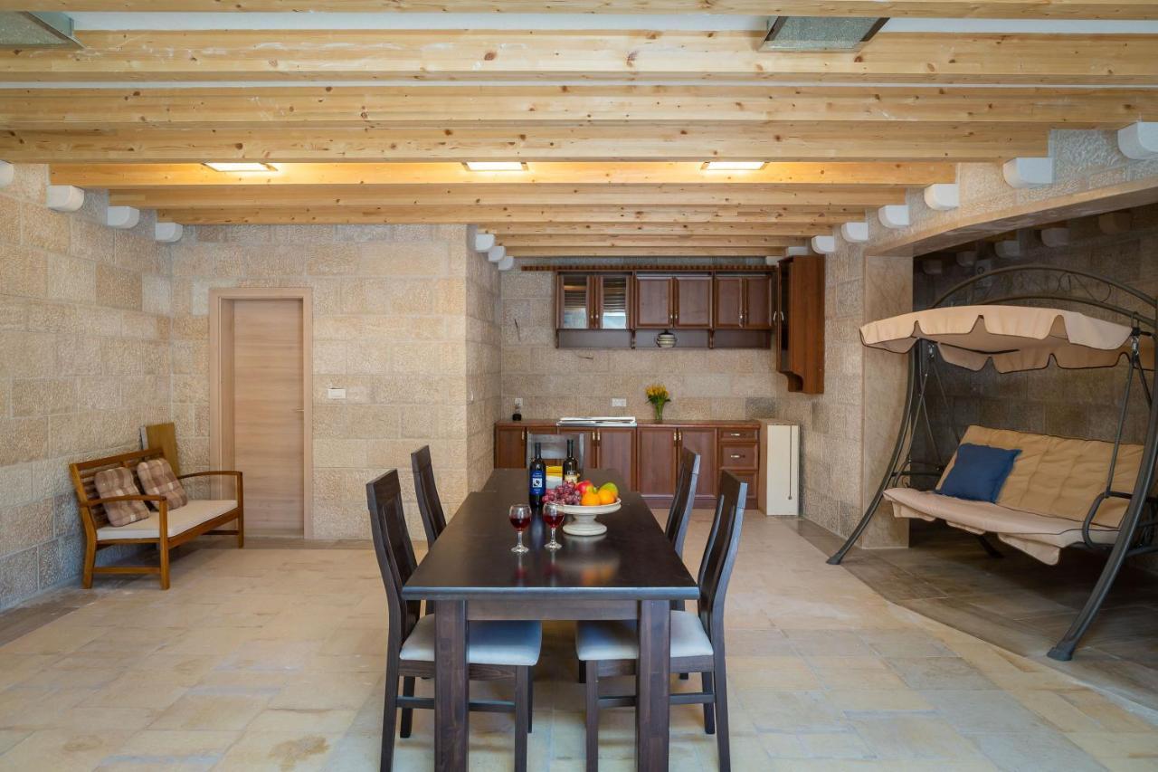 Luxury Stone Villa Nevija 2022 Private Villa 밀나 외부 사진