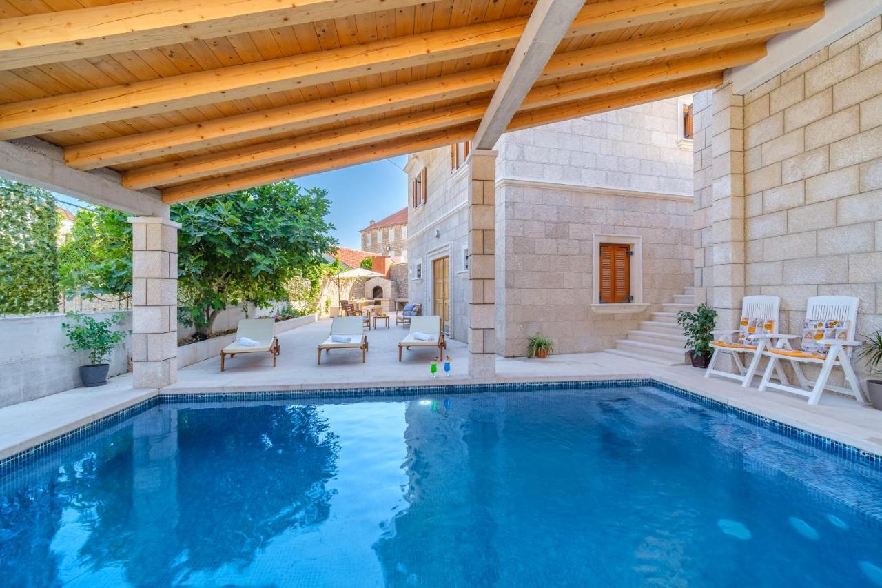 Luxury Stone Villa Nevija 2022 Private Villa 밀나 외부 사진