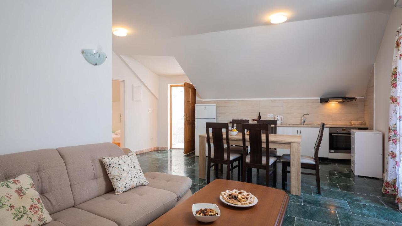Luxury Stone Villa Nevija 2022 Private Villa 밀나 객실 사진