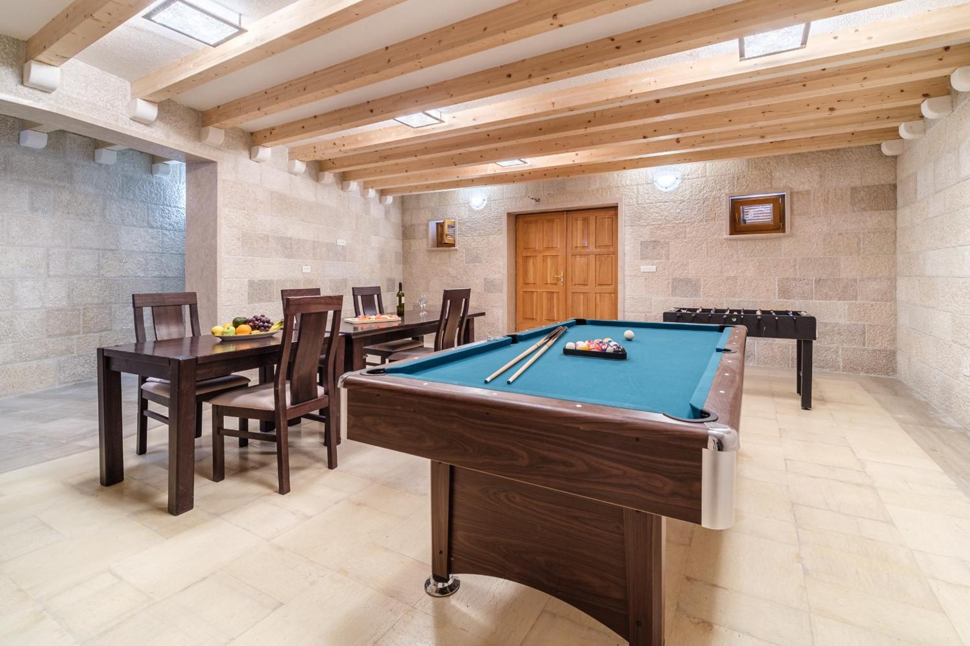 Luxury Stone Villa Nevija 2022 Private Villa 밀나 외부 사진