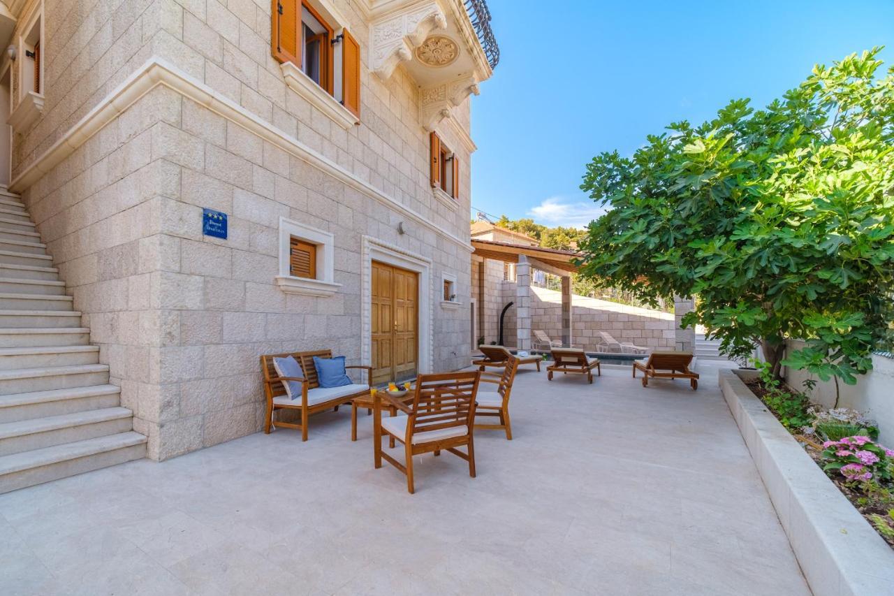 Luxury Stone Villa Nevija 2022 Private Villa 밀나 외부 사진